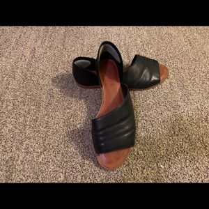 Gorgeous leather sandals